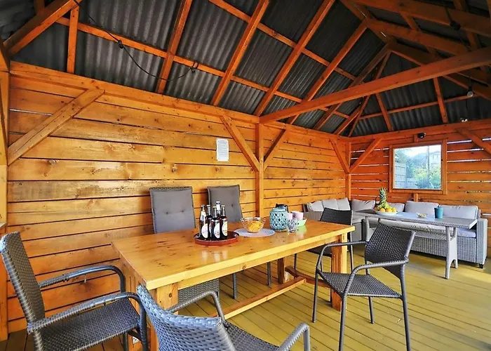 With A Terrace, ウストロニエ・モルスキエ