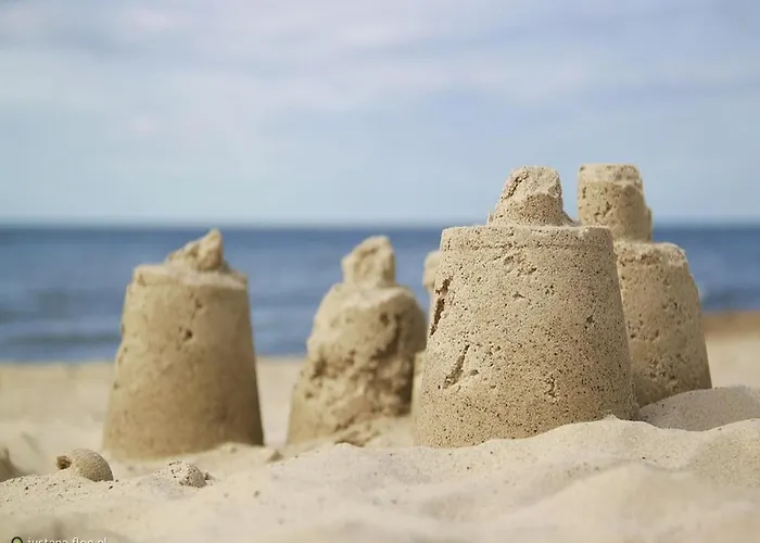 With A Terrace, ウストロニエ・モルスキエ