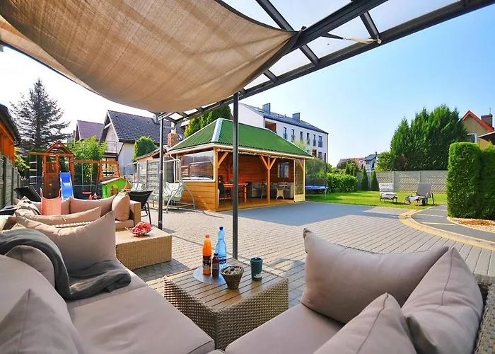 アパート With A Terrace,